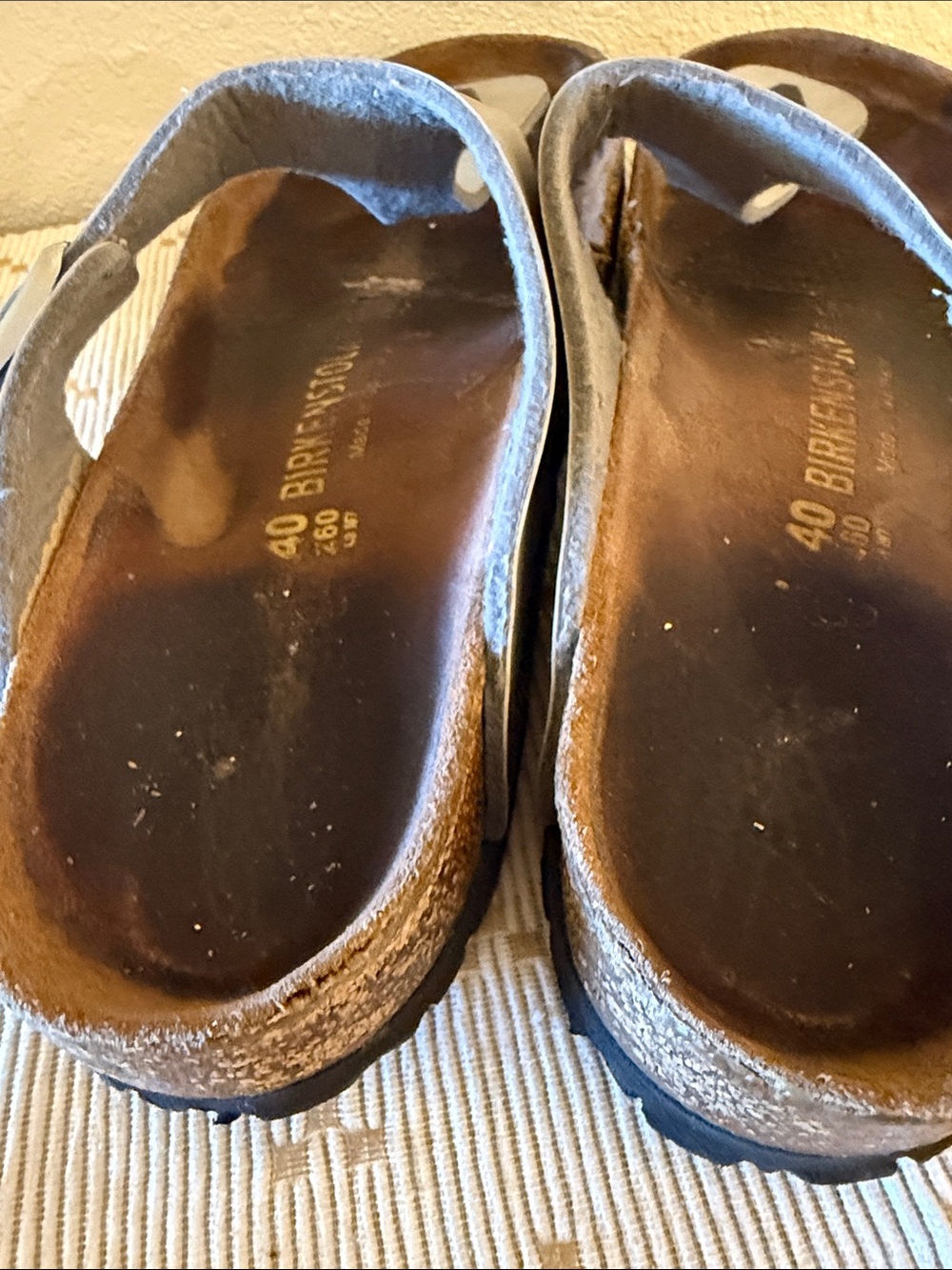 Birkenstock Gizeh Metallic Silver Thong Sandals Womens 9 EU 40 Comfort Shoes - Picture 15 of 16
